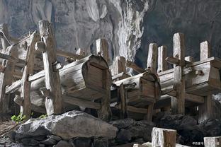 Mỗi thể: Ngày làm việc+nhiệt độ thấp, tỉ lệ ghế ngồi trên sân nhà của Barbossa có thể thấp nhất mùa giải này.